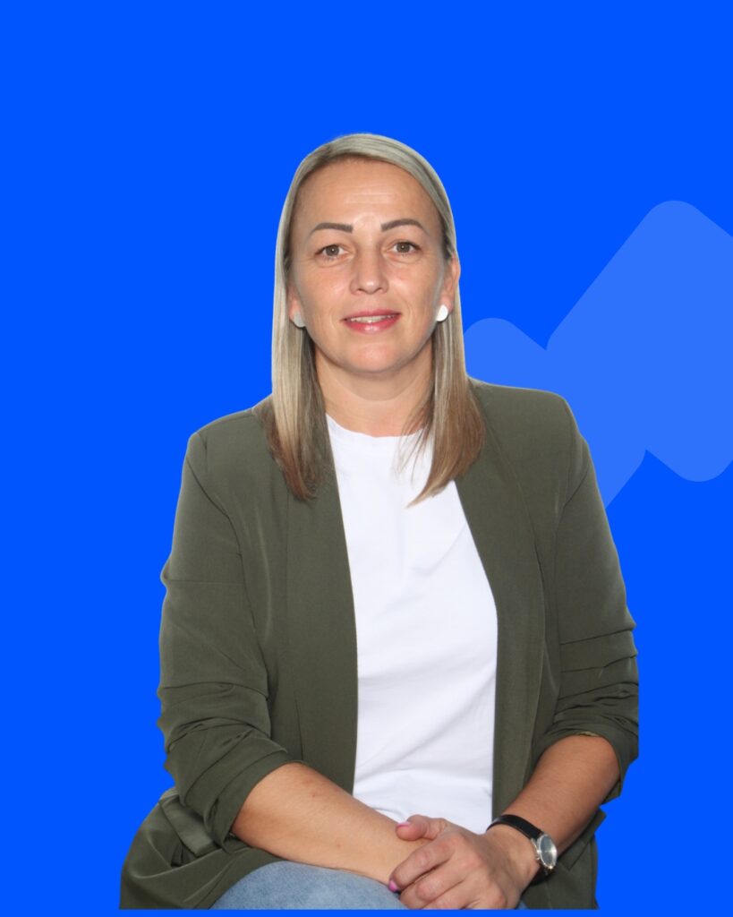 Nena Purić, Agencija za knjigovodstvo 'Nada, Brod